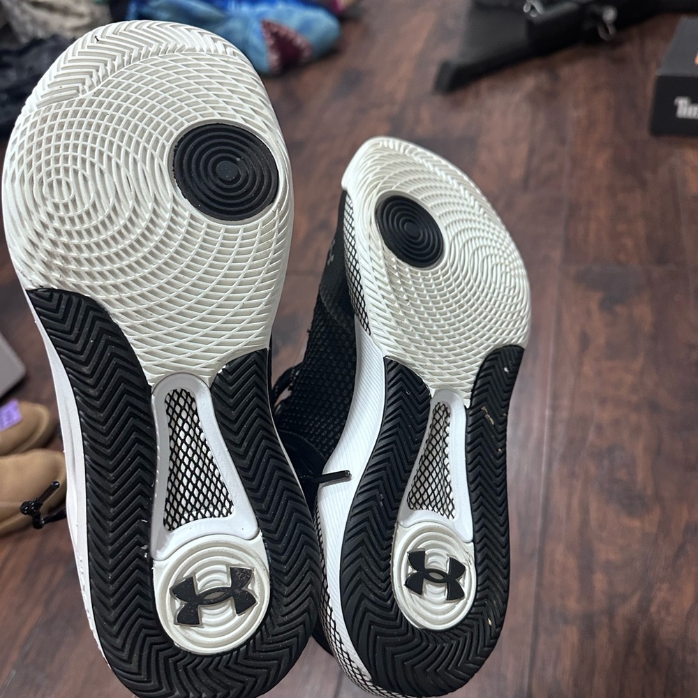 Under Armour Men's Black and White Athletic Shoes - Picture 5 of 5